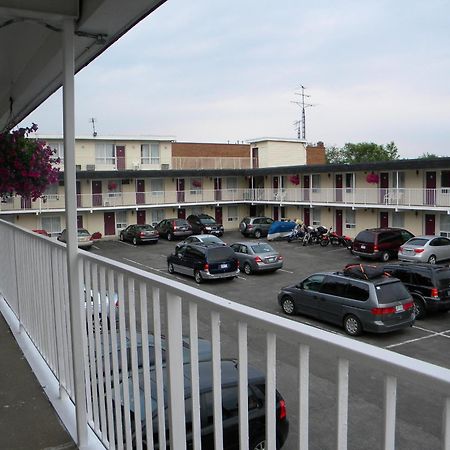 Fairway Inn By The Falls Niagara Falls Zewnętrze zdjęcie