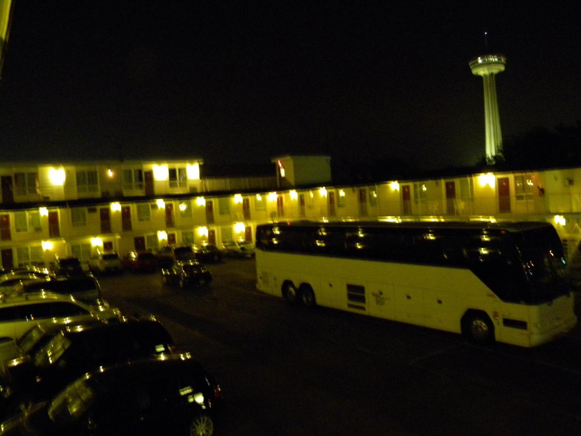 Fairway Inn By The Falls Niagara Falls Zewnętrze zdjęcie
