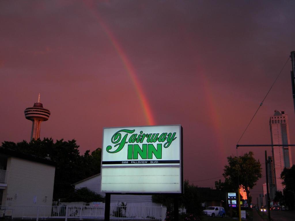 Fairway Inn By The Falls Niagara Falls Zewnętrze zdjęcie
