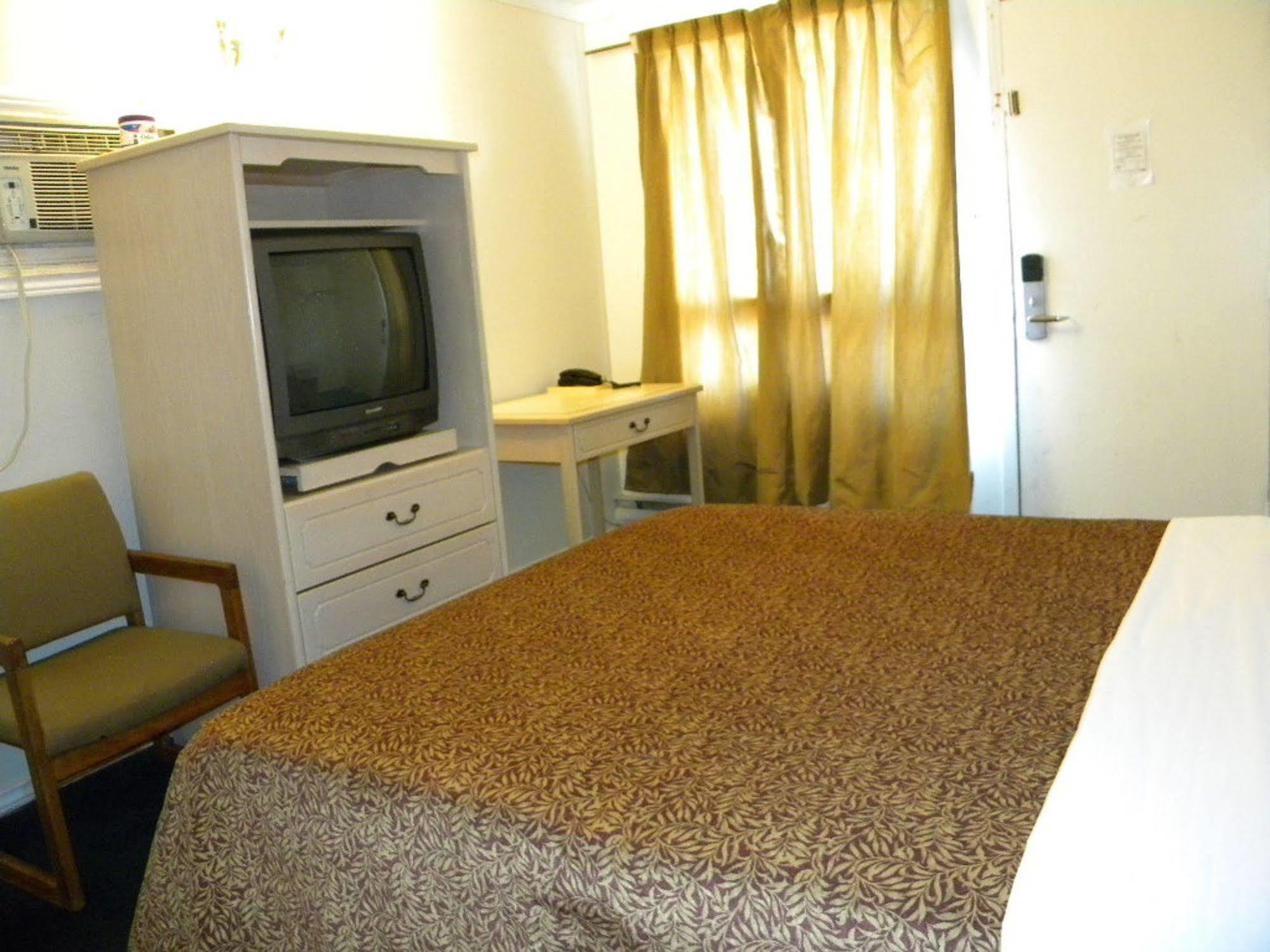 Fairway Inn By The Falls Niagara Falls Zewnętrze zdjęcie
